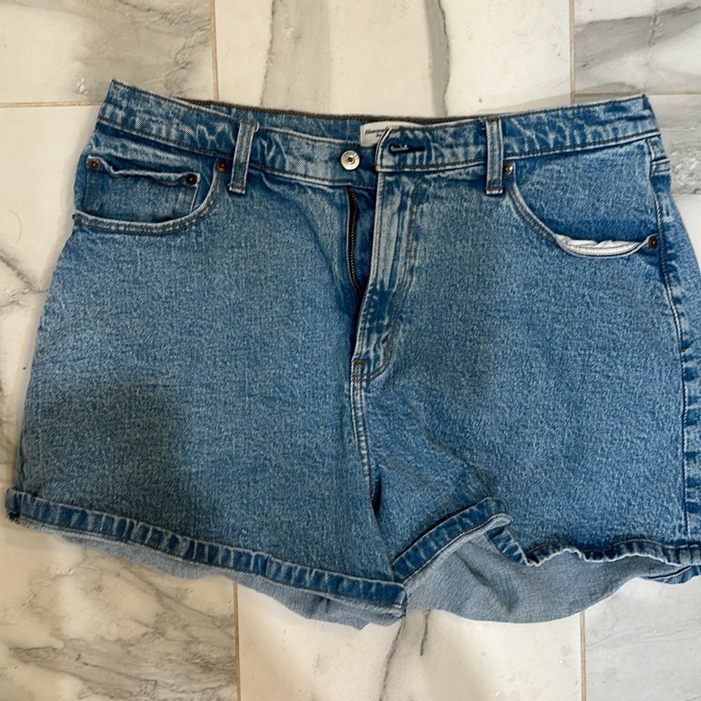 Abercrombie and Fitch Dad Jeans
